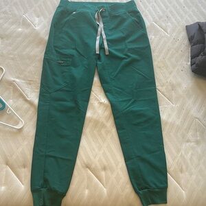 Zomora jogger figs forest green pants